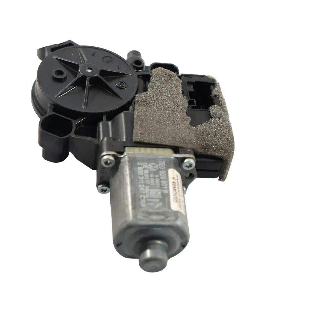 Window Lifter Motor Regulator Front Left N/S 7E0959802P to VW Transporter T6 with Part number 7E0959802Q VW Transporter T6 Window Lifter Motor Regulator Front Left N/S 7E0959802P - SKU RHD-7E0959802Q - Part number 7E0959802Q