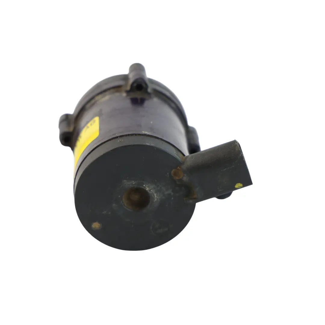 Auxiliary Water Coolant Pump 2.0 TDI Diesel to Volkswagen Transporter T5 with Part number 7E0965561 Volkswagen Transporter T5 Auxiliary Water Coolant Pump 2.0 TDI Diesel - SKU 7E0965561 - Part number 7E0965561