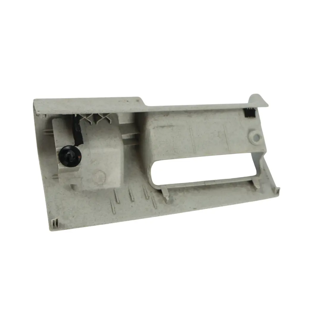 Tirador Puerta Corredera Izquierda Gris para Volkswagen Transporter T5 con número de pieza 7E5867619B Volkswagen Transporter T5 Tirador Puerta Corredera Izquierda Gris - SKU 7E5867619B - Número de pieza 7E5867619B