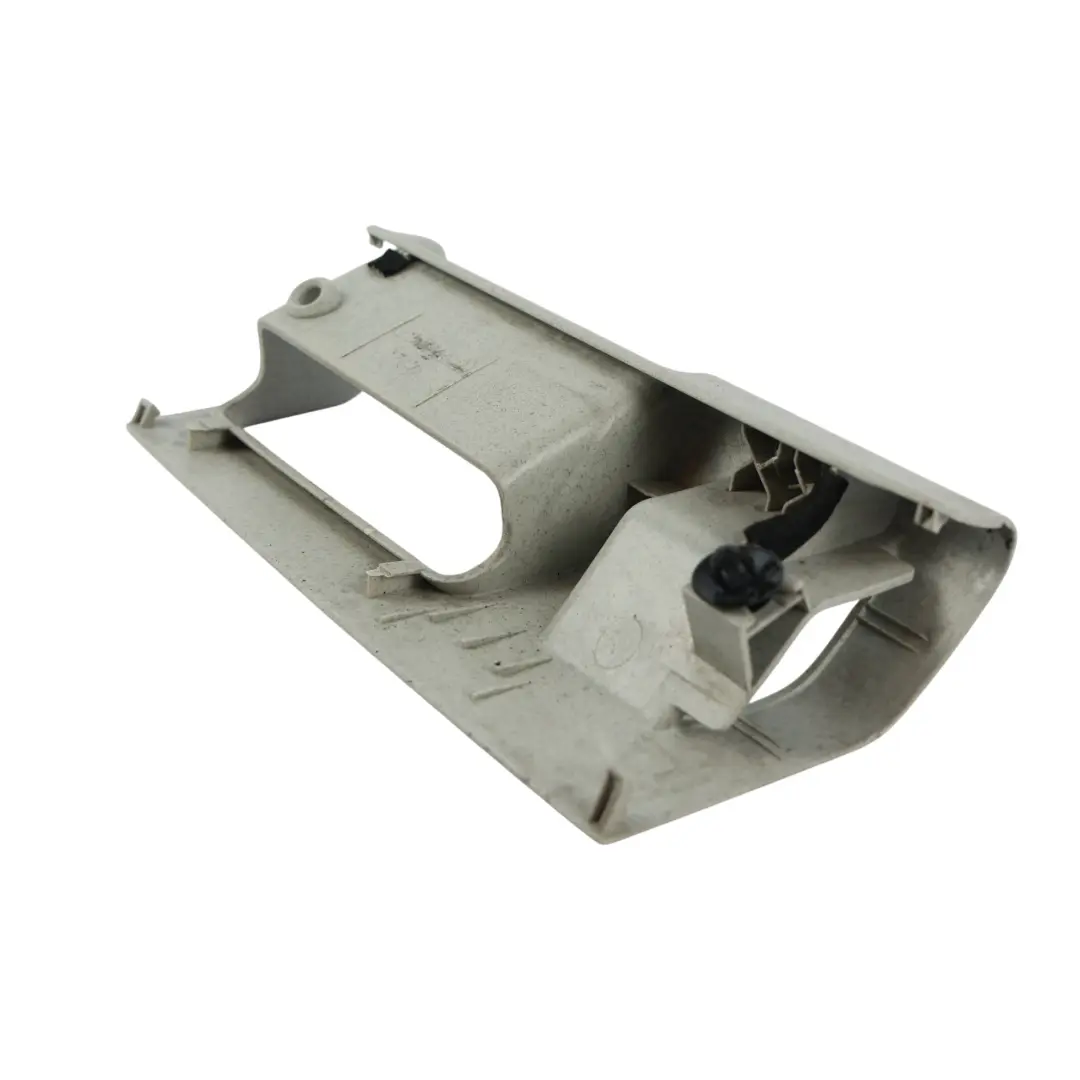 Tirador Puerta Lateral Derecha Gris para Volkswagen Transporter T5 con número de pieza 7E5867620B Volkswagen Transporter T5 Tirador Puerta Lateral Derecha Gris - SKU 7E5867620B - Número de pieza 7E5867620B