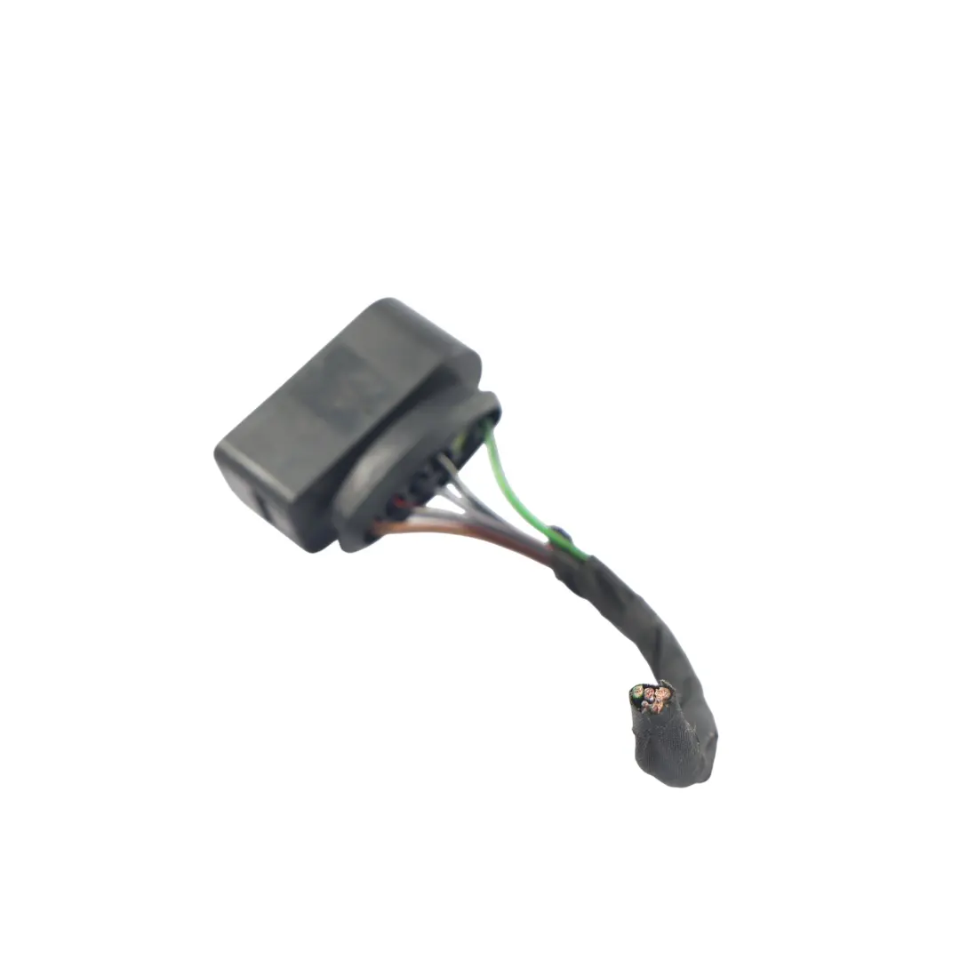 Wiązka Elektryczna Lampy Lewy Tył do Volkswagen Transporter T5 o numerze 7E5945095C Volkswagen Transporter T5 Wiązka Elektryczna Lampy Lewy Tył - SKU 7E5945095C-2 - Numer Części 7E5945095C