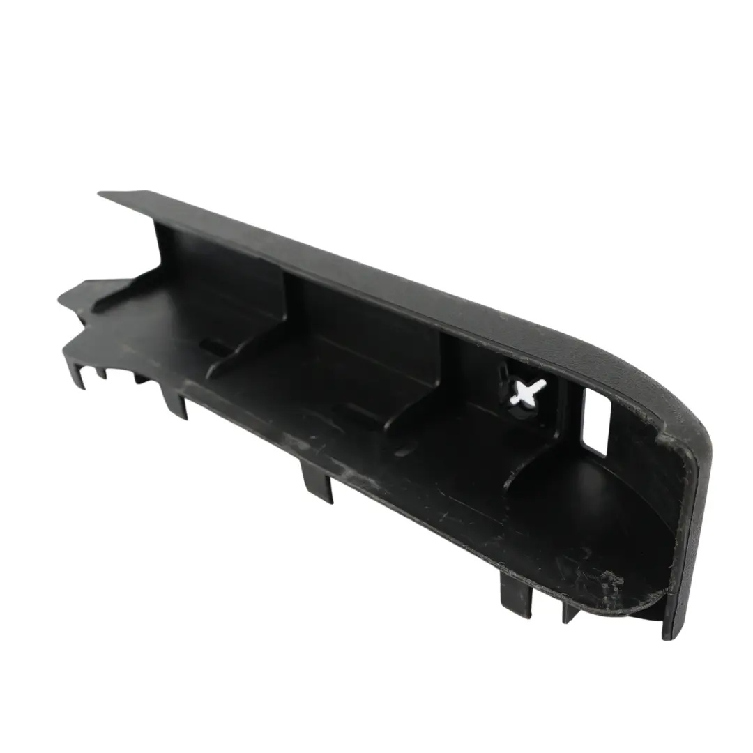 Volkswagen VW Transporter T5 Boîte Outils Intérieur Trim Cric - SKU 7H0012113B - Numéro de pièce 7H0012113B