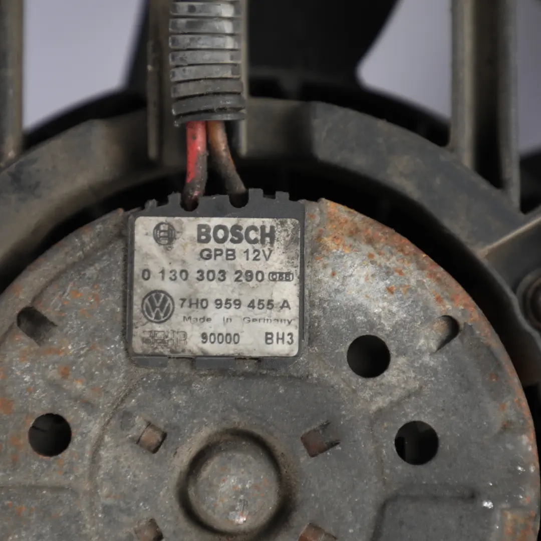 Cooling Radiator Fan Shroud to VW Volkswagen Transporter T5 Engine with Part number 7H0121201BC VW Volkswagen Transporter T5 Engine Cooling Radiator Fan Shroud - SKU 7H0121201BC - Part number 7H0121201BC