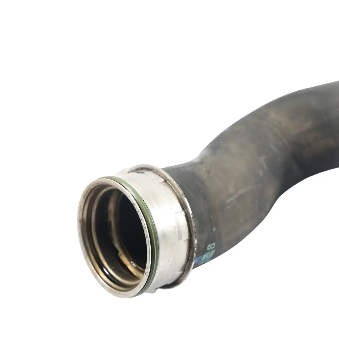 Manguera Intercooler Turbo 2.5 TDI para Volkswagen Transporter T5 con número de pieza 7H0145709D Volkswagen Transporter T5 Manguera Intercooler Turbo 2.5 TDI - SKU 7H0145709D - Número de pieza 7H0145709D