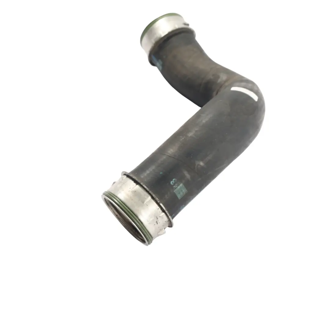 Tubo Intercooler Turbo 2.5 TDI per Volkswagen Transporter T5 con numero di parte 7H0145709D Volkswagen Transporter T5 Tubo Intercooler Turbo 2.5 TDI - SKU 7H0145709D - Numero di parte 7H0145709D
