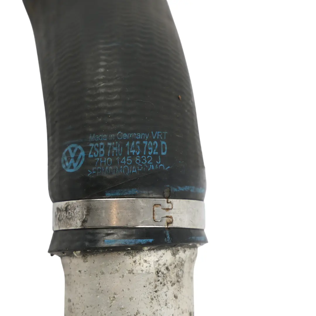 VW Volkswagen Transporter T5 2.5 TDI Intercooler Pipe - SKU 7H0145762E - Part number 7H0145762E