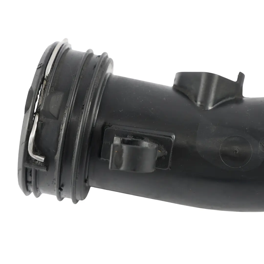 7H 7J Manguera Tubo Enfriador Aire Turbo para Volkswagen Transporter T5 con número de pieza 7H0145955E Volkswagen Transporter T5 7H 7J Manguera Tubo Enfriador Aire Turbo - SKU 7H0145955E - Número de pieza 7H0145955E