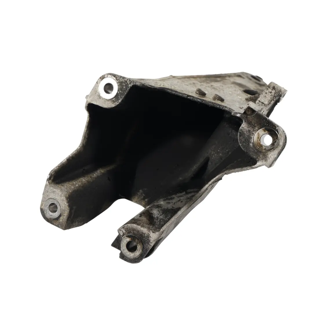 Volkswagen Transporter T5 Supporto Staffa Motore Posteriore 2.5 TDI 7H0199370J - SKU 7H0199370L - Numero di parte 7H0199370L