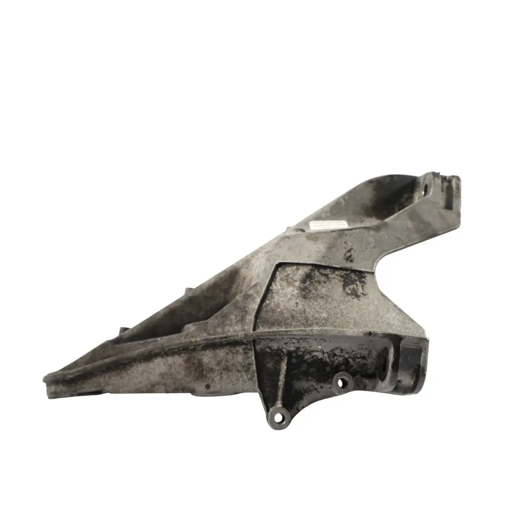 Supporto Staffa Motore Posteriore 2.5 TDI 7H0199370J per Volkswagen Transporter T5 con numero di parte 7H0199370L Volkswagen Transporter T5 Supporto Staffa Motore Posteriore 2.5 TDI 7H0199370J - SKU 7H0199370L - Numero di parte 7H0199370L