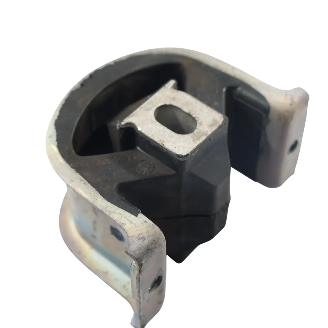 Support Moteur Avant 2.5 TDI Diesel pour Volkswagen Transporter T5 à propos du numéro de pièce 7H0199848D Volkswagen Transporter T5 Support Moteur Avant 2.5 TDI Diesel - SKU 7H0199848D - Numéro de pièce 7H0199848D