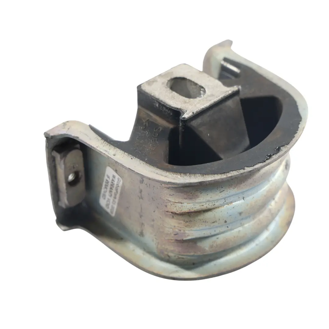 Łapa Mocowanie Poduszka Silnika 2.5 TDI Diesel do VW Transporter T5 o numerze 7H0199848D VW Transporter T5 Łapa Mocowanie Poduszka Silnika 2.5 TDI Diesel - SKU 7H0199848D - Numer Części 7H0199848D