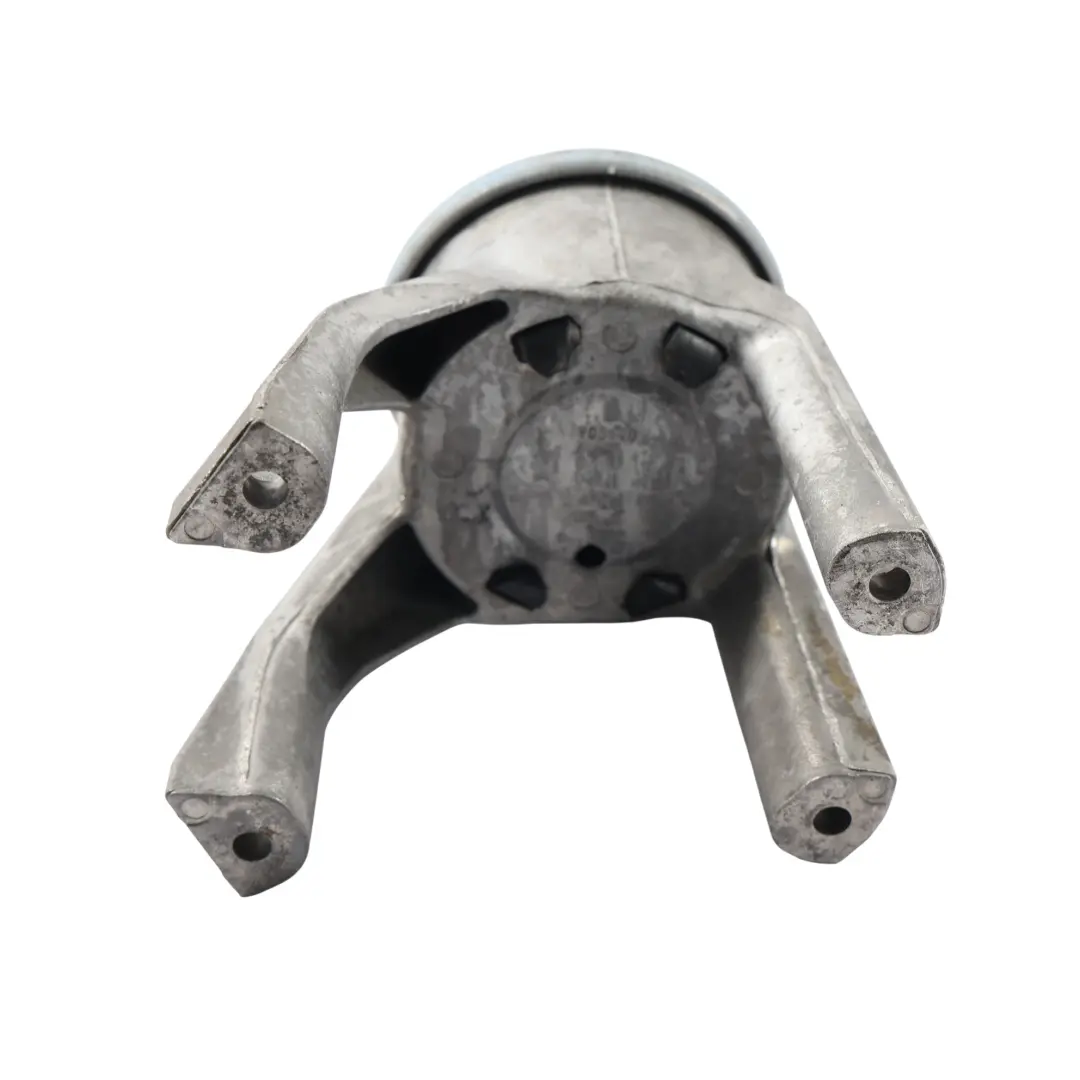 Soporte Motor Caja Cambios Manual Trasero para Volkswagen Transporter T5 con número de pieza 7H0199849AT Volkswagen Transporter T5 Soporte Motor Caja Cambios Manual Trasero - SKU 7H0199849AT - Número de pieza 7H0199849AT