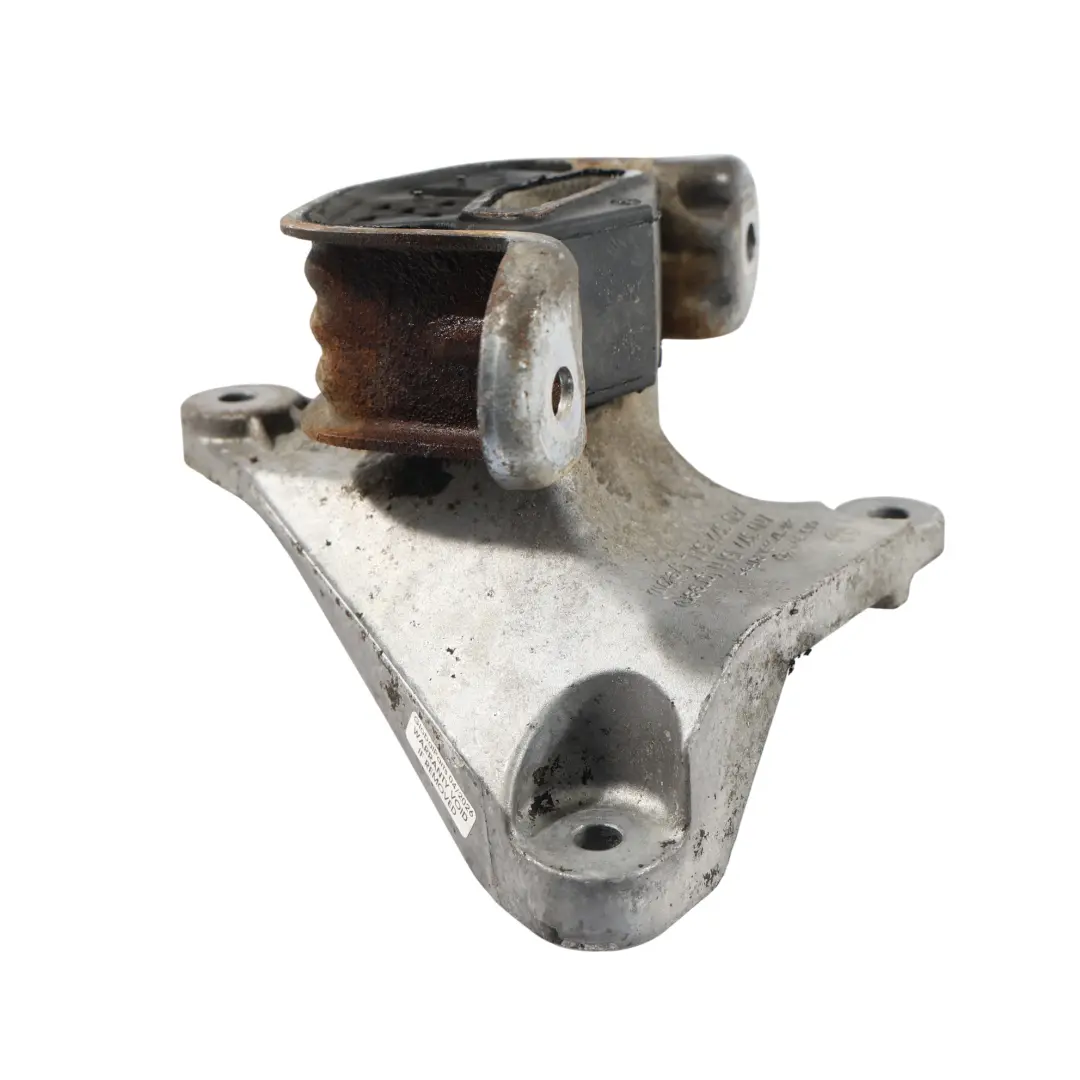 Support Boîte Manuelle Gauche 2.5 TDI pour Volkswagen VW Transporter T5 à propos du numéro de pièce 7H0399151H Volkswagen VW Transporter T5 Support Boîte Manuelle Gauche 2.5 TDI - SKU 7H0399151H - Numéro de pièce 7H0399151H