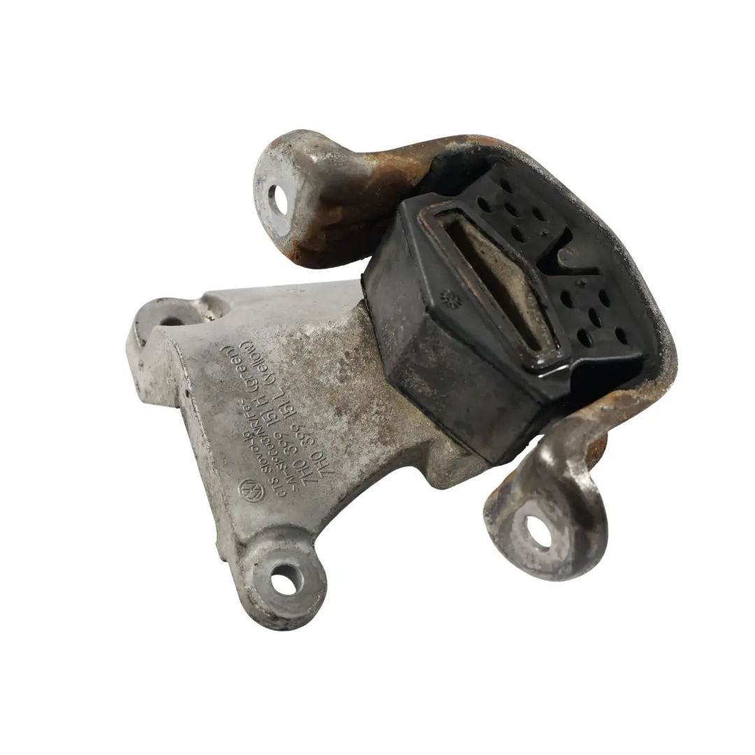 Łapa Wspornik Skrzyni Lewy 2.5 TDI do Volkswagen Transporter T5 o numerze 7H0399151H Volkswagen Transporter T5 Łapa Wspornik Skrzyni Lewy 2.5 TDI - SKU 7H0399151H - Numer Części 7H0399151H