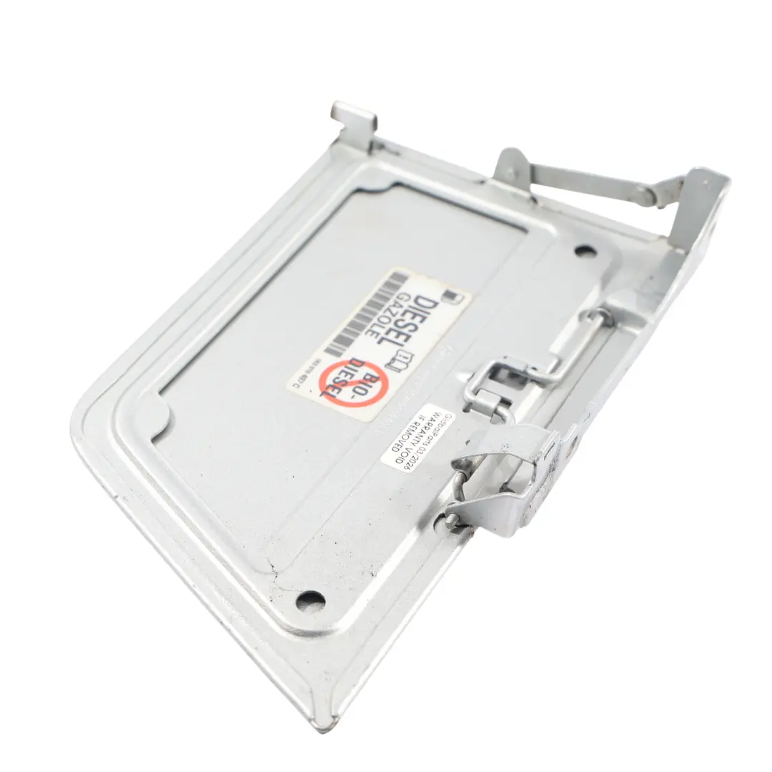 Volkswagen Transporter T5 Fuel Filler Flap Cover Reflex Silver - A7W - SKU 7H0809905E-RES - Part number 7H0809905E