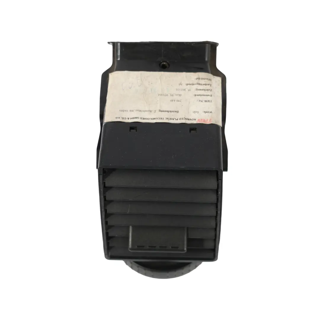 Griglia Bocchetta Aria Cruscotto Sinistra per Volkswagen Transporter T5 con numero di parte 7H0815706A Volkswagen Transporter T5 Griglia Bocchetta Aria Cruscotto Sinistra - SKU 7H0815706A - Numero di parte 7H0815706A