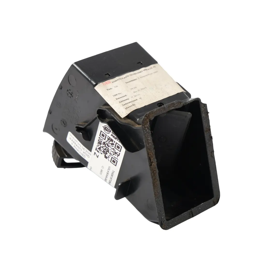 Griglia Bocchetta Aria Cruscotto Sinistra per Volkswagen Transporter T5 con numero di parte 7H0815706A Volkswagen Transporter T5 Griglia Bocchetta Aria Cruscotto Sinistra - SKU 7H0815706A - Numero di parte 7H0815706A