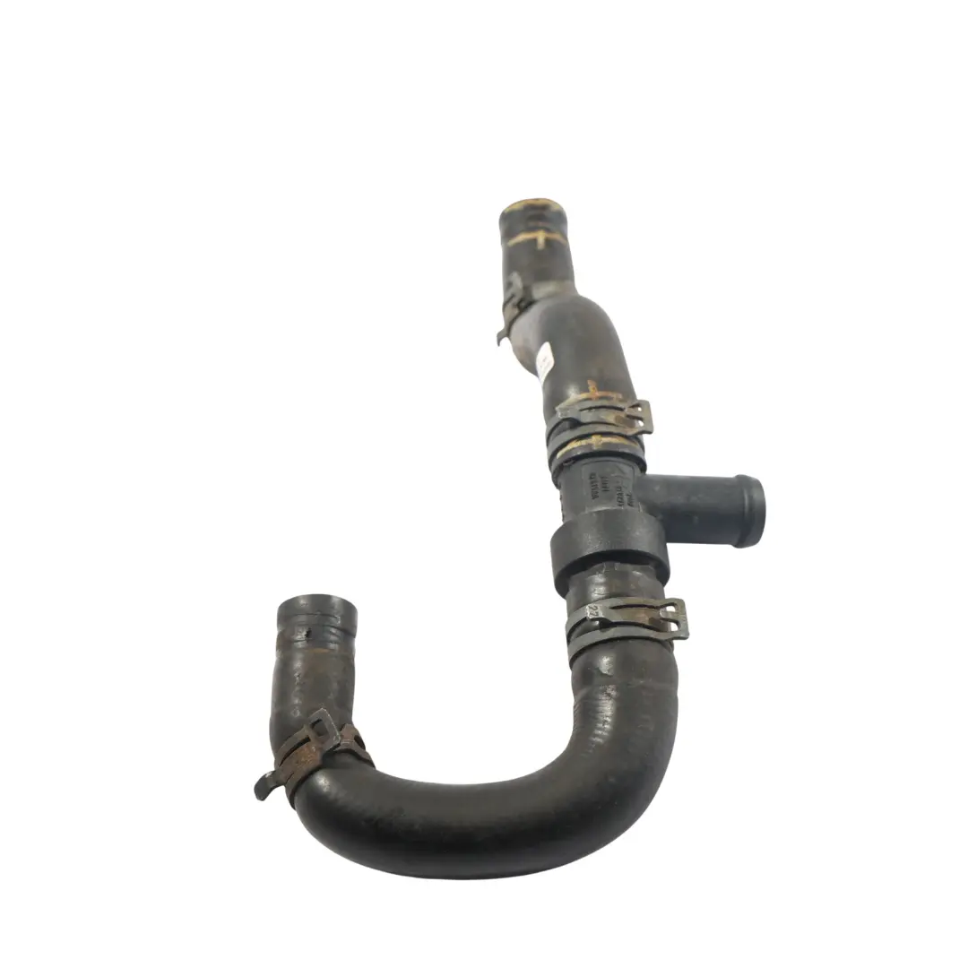 Manguera Refrigerante Webasto para Volkswagen Transporter T5 con número de pieza 7H0819318A Volkswagen Transporter T5 Manguera Refrigerante Webasto - SKU 7H0819318A - Número de pieza 7H0819318A