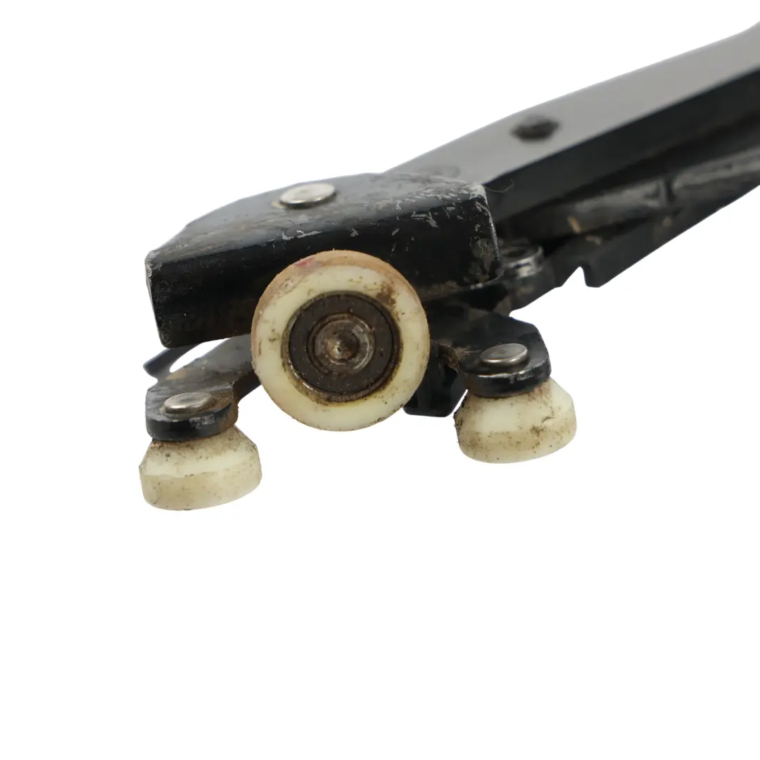 Guide Rouleau Porte Coulissante Droit pour Volkswagen Transporter T5 à propos du numéro de pièce 7H0843398AC Volkswagen Transporter T5 Guide Rouleau Porte Coulissante Droit - SKU 7H0843398AC - Numéro de pièce 7H0843398AC