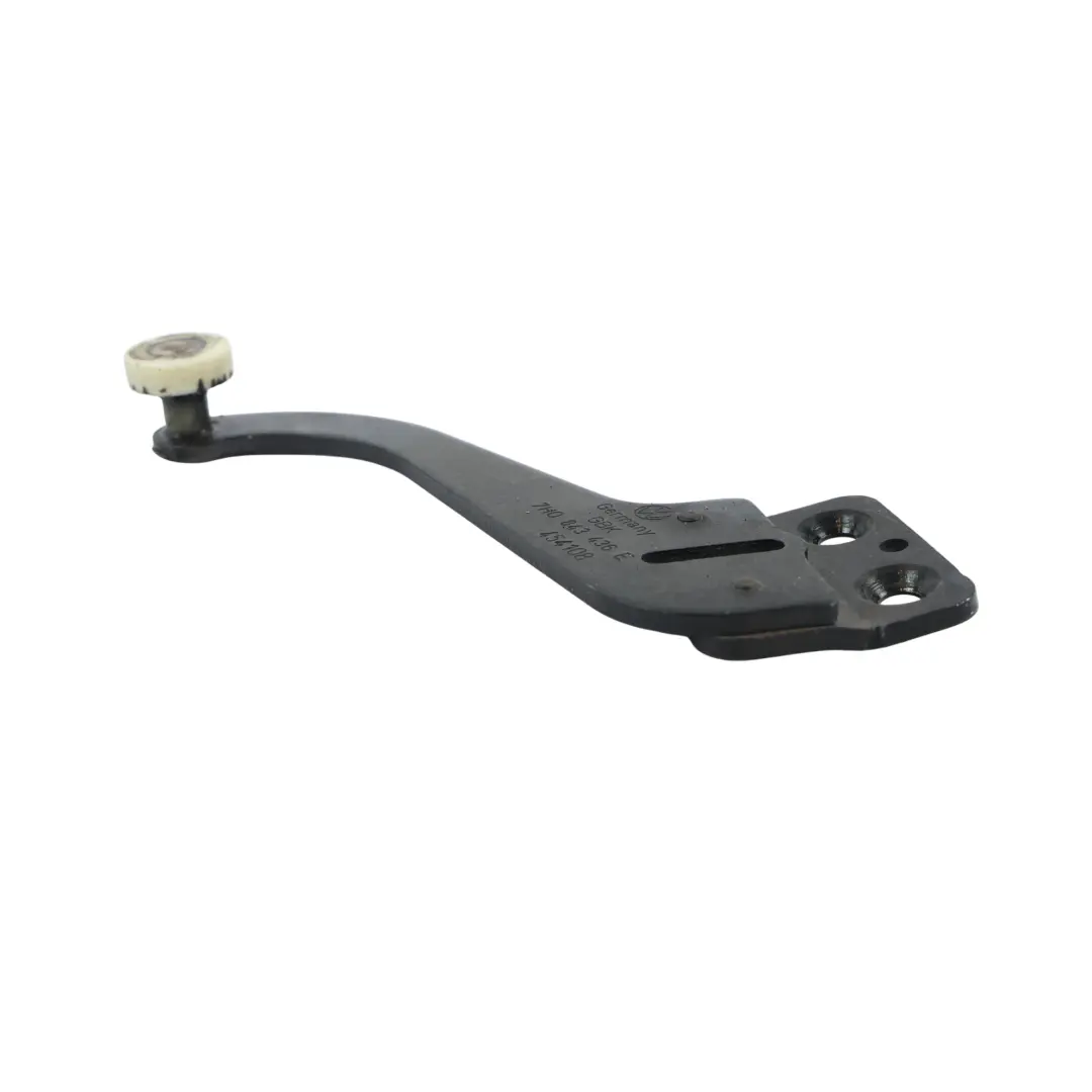 Galet Porte Coulissante Supérieur Droit pour Volkswagen Transporter T5 à propos du numéro de pièce 7H0843436E Volkswagen Transporter T5 Galet Porte Coulissante Supérieur Droit - SKU 7H0843436E - Numéro de pièce 7H0843436E