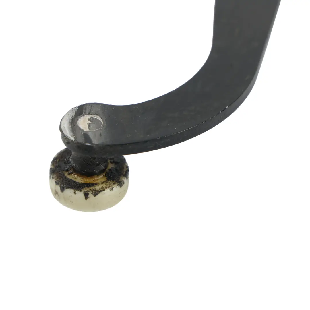 Rullo Porta Scorrevole Superiore Destro per Volkswagen Transporter T5 con numero di parte 7H0843436E Volkswagen Transporter T5 Rullo Porta Scorrevole Superiore Destro - SKU 7H0843436E - Numero di parte 7H0843436E