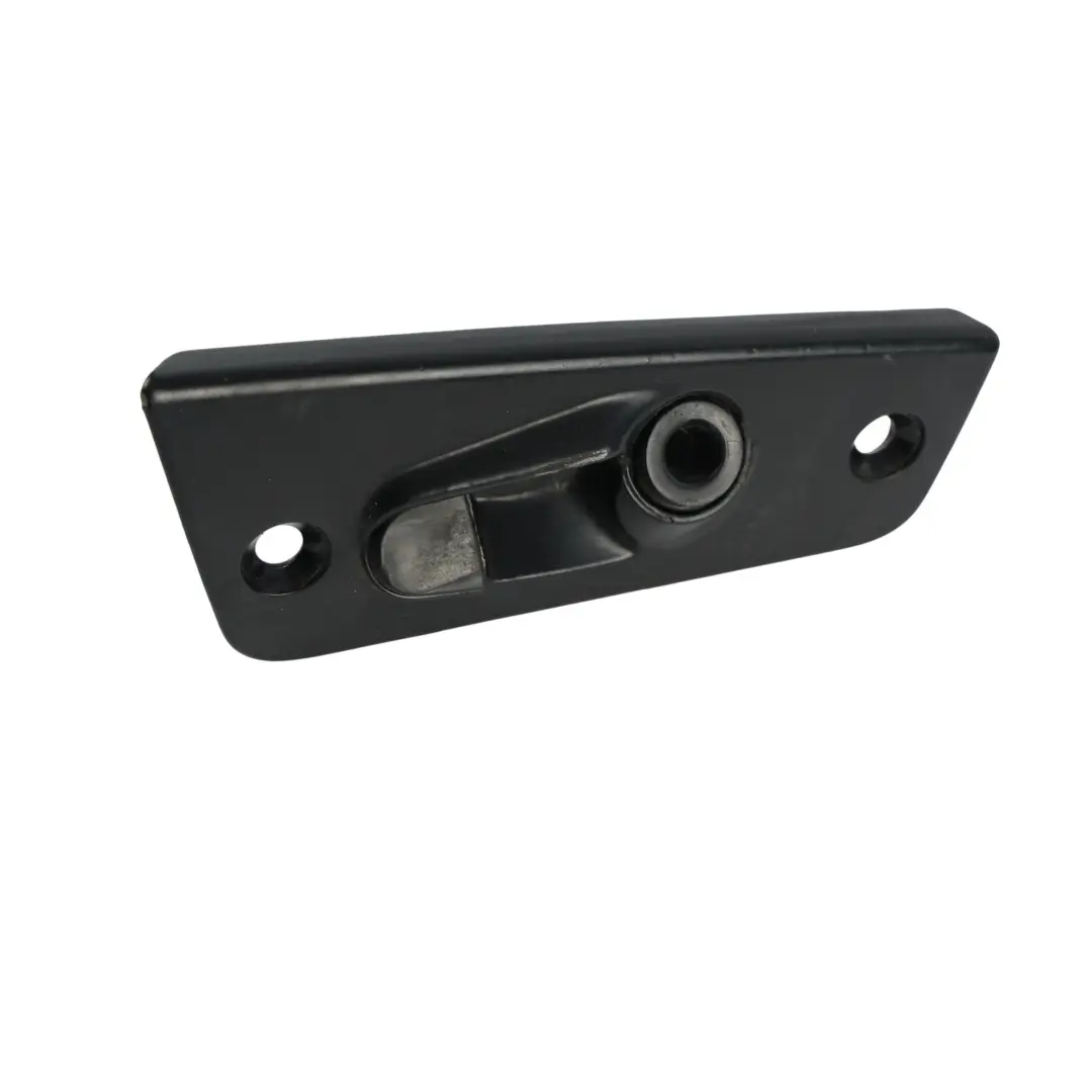 Plaque Gâche Porte Coulissante Droite pour Volkswagen Transporter T5 à propos du numéro de pièce 7H0843640F Volkswagen Transporter T5 Plaque Gâche Porte Coulissante Droite - SKU 7H0843640F - Numéro de pièce 7H0843640F