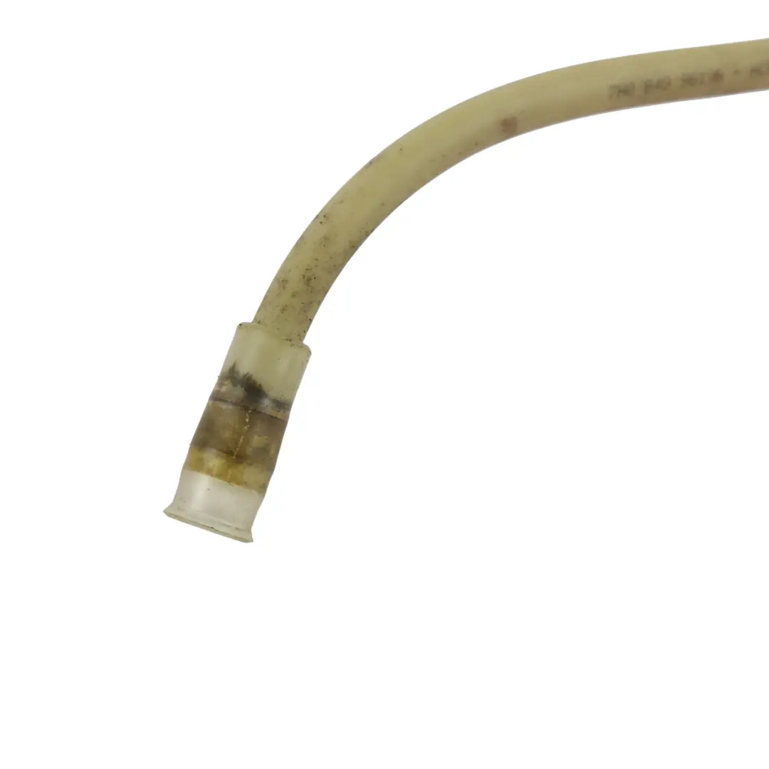 Sliding Side Door Water Drainage Hose to Volkswagen Transporter T5 with Part number 7H0843961A Volkswagen Transporter T5 Sliding Side Door Water Drainage Hose - SKU 7H0843961A - Part number 7H0843961A