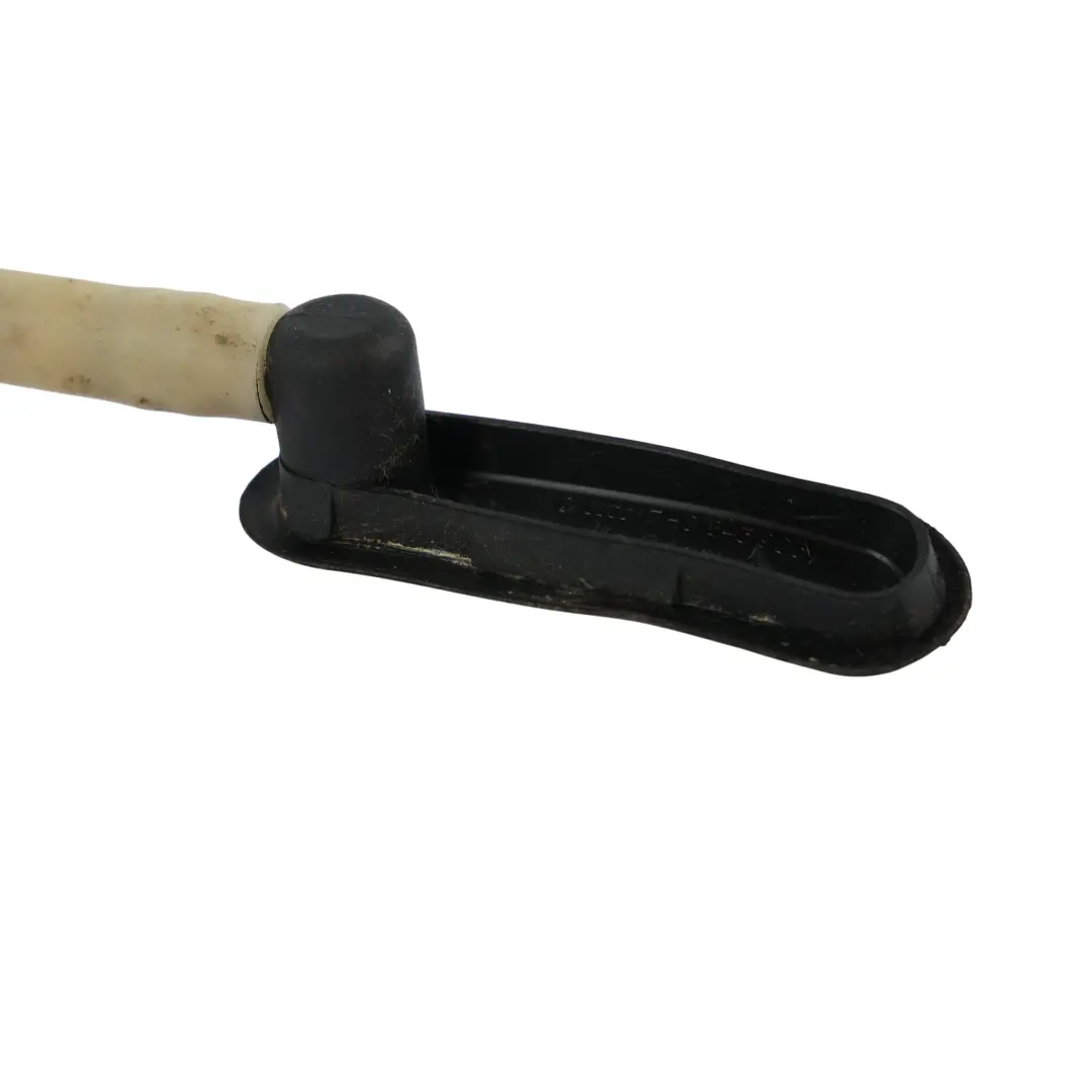 Wąż Odprowadzania Wody Drzwi Przesuwnych do VW Transporter T5 o numerze 7H0843961A VW Transporter T5 Wąż Odprowadzania Wody Drzwi Przesuwnych - SKU 7H0843961A - Numer Części 7H0843961A