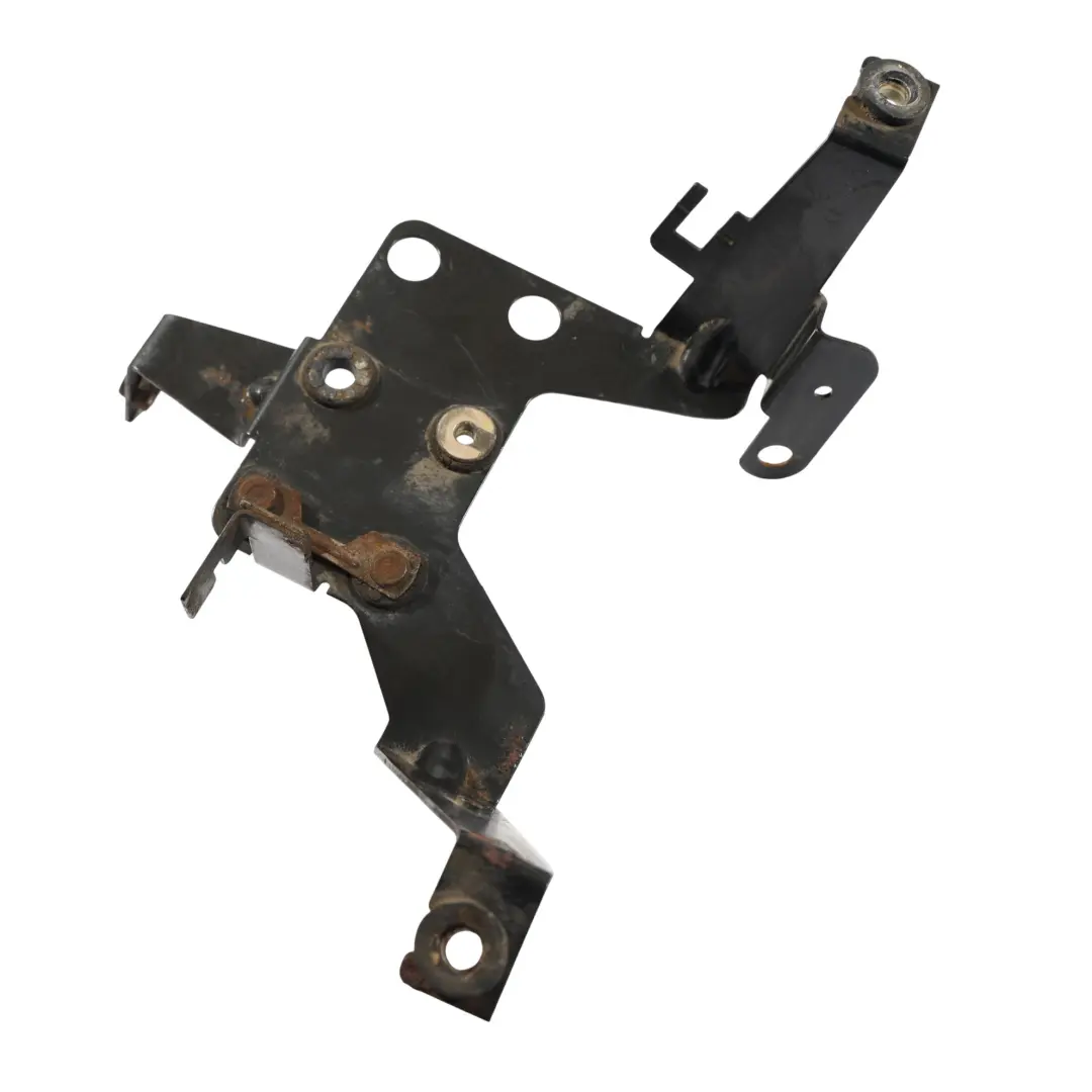 Vacuum Valve Mount Bracket Holder 2.5 TDI to Volkswagen Transporter T5 with Part number 7H0906279 Volkswagen Transporter T5 Vacuum Valve Mount Bracket Holder 2.5 TDI - SKU 7H0906279 - Part number 7H0906279