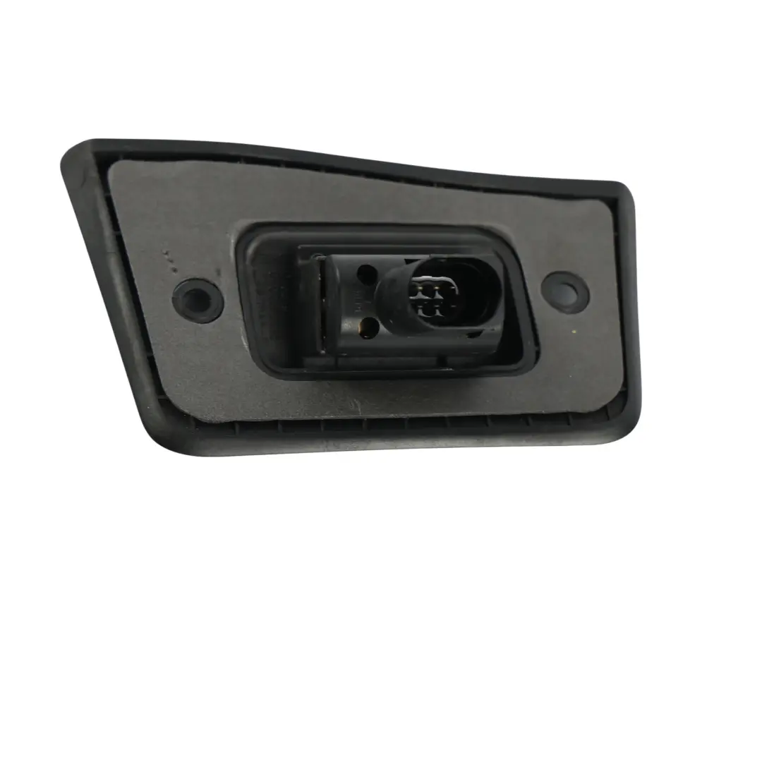 Connecteur Femelle Porte Coulissante Droite pour Volkswagen Transporter T5 à propos du numéro de pièce 7H0907496A Volkswagen Transporter T5 Connecteur Femelle Porte Coulissante Droite - SKU 7H0907496A - Numéro de pièce 7H0907496A