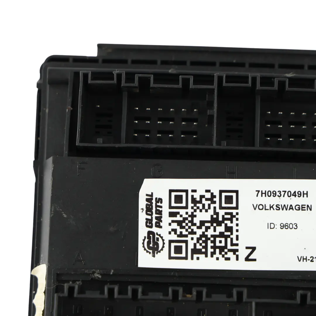 Karosserie Steuergerät BCM ECU für Volkswagen Transporter T5 Caravelle mit Teilenummer 7H0937049H Volkswagen Transporter T5 Caravelle Karosserie Steuergerät BCM ECU - SKU 7H0937049H - Teilenummer 7H0937049H