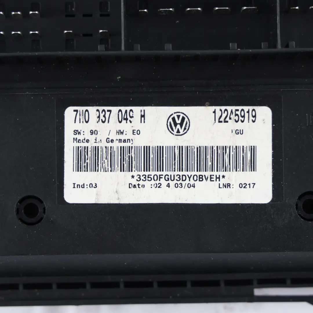 Moduł Komfortu BCM ECU do Volkswagen Transporter T5 Caravelle o numerze 7H0937049H Volkswagen Transporter T5 Caravelle Moduł Komfortu BCM ECU - SKU 7H0937049H - Numer Części 7H0937049H
