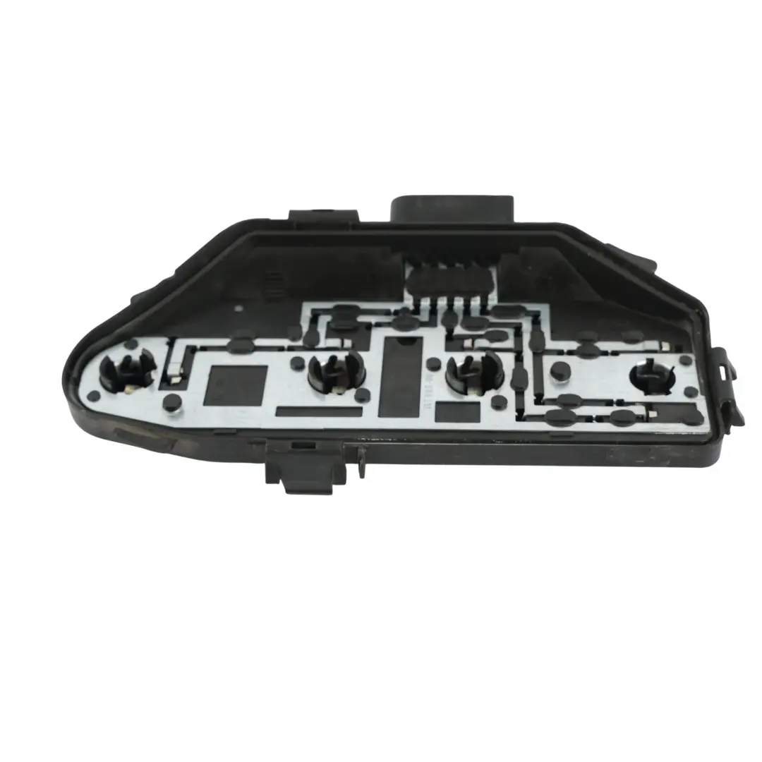 Rücklicht Fassung Birnenhalter Links für Volkswagen Transporter T5 mit Teilenummer 7H0945257A Volkswagen Transporter T5 Rücklicht Fassung Birnenhalter Links - SKU 7H0945257A - Teilenummer 7H0945257A