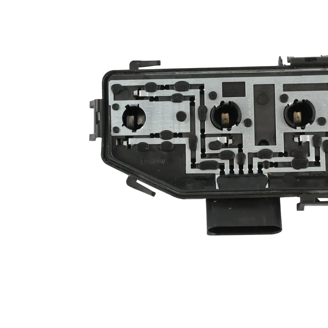 Volkswagen Transporter T5 Rücklicht Fassung Birnenhalter Links - SKU 7H0945257A - Teilenummer 7H0945257A