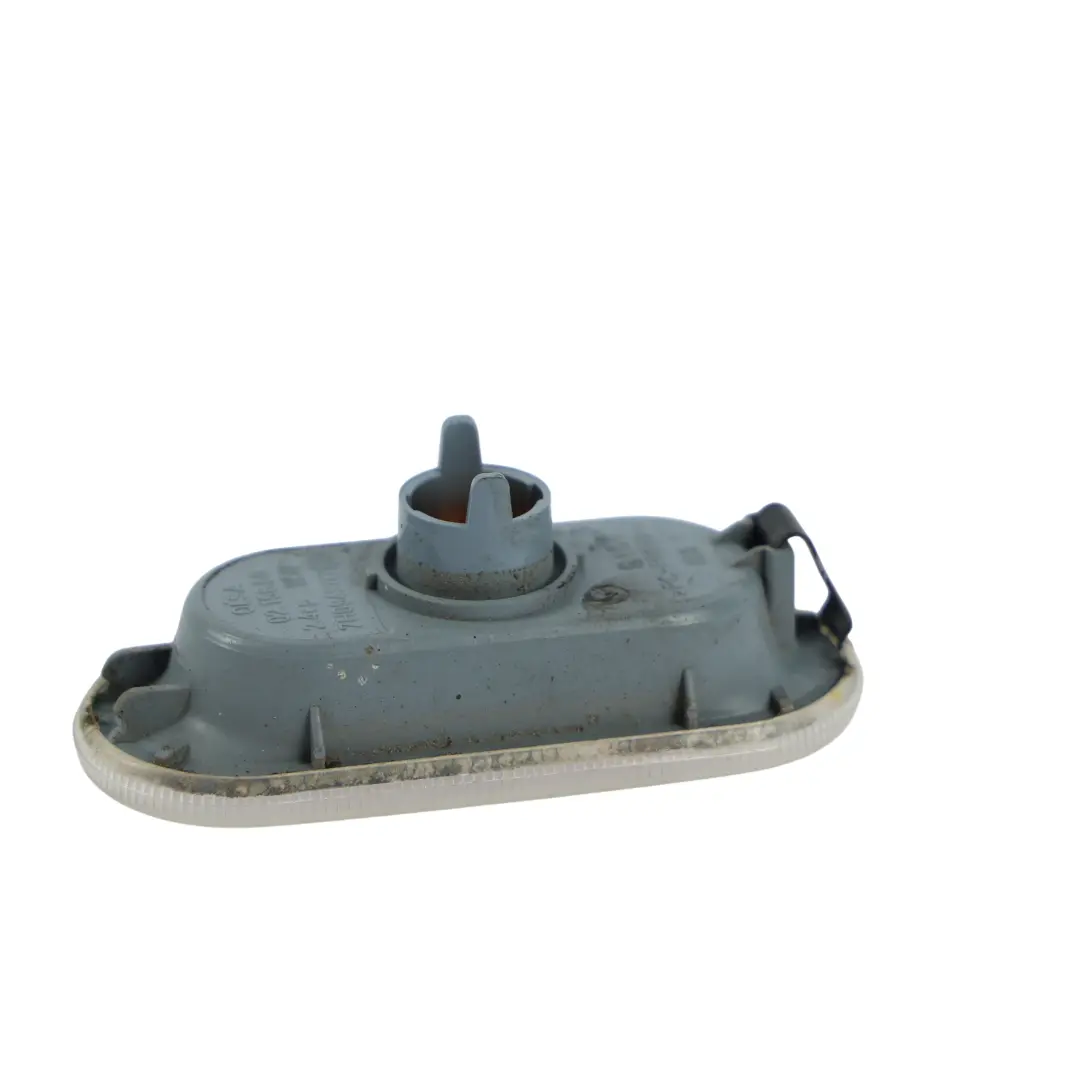 Freccia Anteriore Sinistra Destra per Volkswagen Transporter T5 con numero di parte 7H0949117 Volkswagen Transporter T5 Freccia Anteriore Sinistra Destra - SKU 7H0949117 - Numero di parte 7H0949117