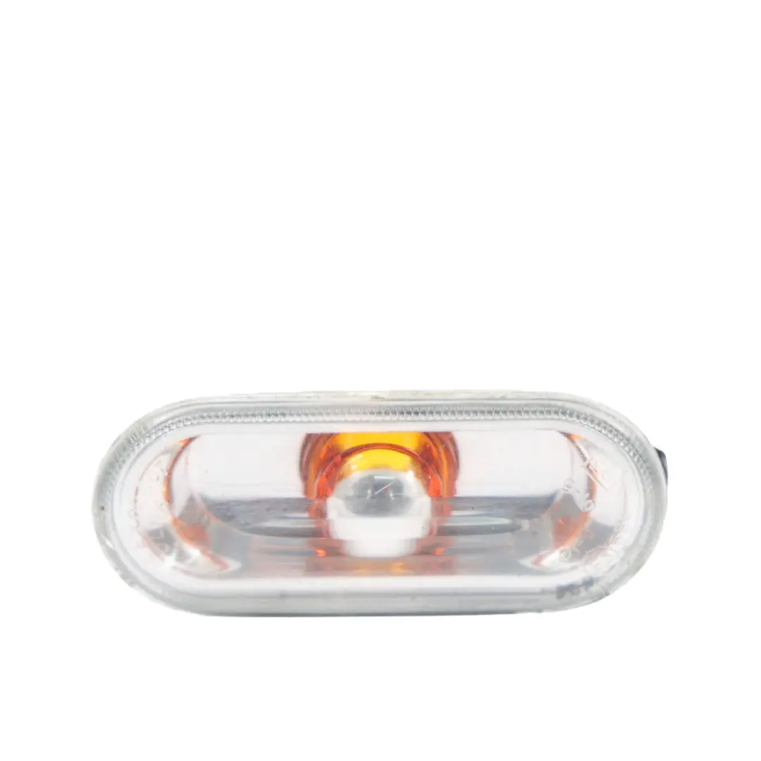 Indicatore Laterale Anteriore Lampada Segnale per Volkswagen T5 con numero di parte 7H0949117A Volkswagen T5 Indicatore Laterale Anteriore Lampada Segnale - SKU 7H0949117A-1 - Numero di parte 7H0949117A