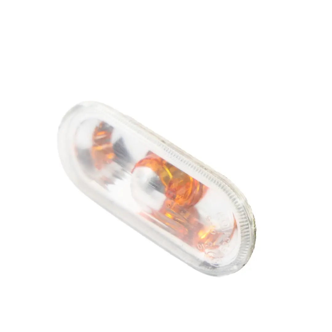 Indicatore Laterale Anteriore Lampada Segnale per Volkswagen T5 con numero di parte 7H0949117A Volkswagen T5 Indicatore Laterale Anteriore Lampada Segnale - SKU 7H0949117A-1 - Numero di parte 7H0949117A