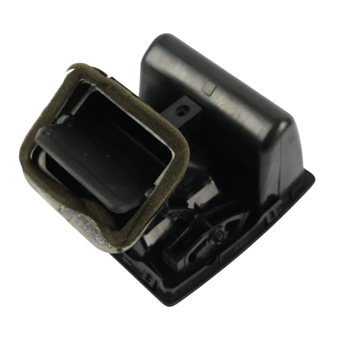 A/C Air Condition Vent Left N/S to Volkswagen Transporter T5 Caravelle with Part number 7H1819203E Volkswagen Transporter T5 Caravelle A/C Air Condition Vent Left N/S - SKU 7H1819203E - Part number 7H1819203E