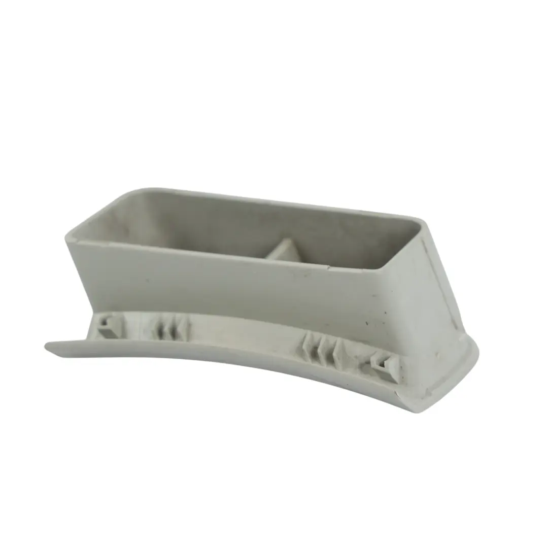 Rejilla Ventilación Pilar A Izquierda para Volkswagen Transporter T5 con número de pieza 7H5819923A Volkswagen Transporter T5 Rejilla Ventilación Pilar A Izquierda - SKU 7H5819923A - Número de pieza 7H5819923A