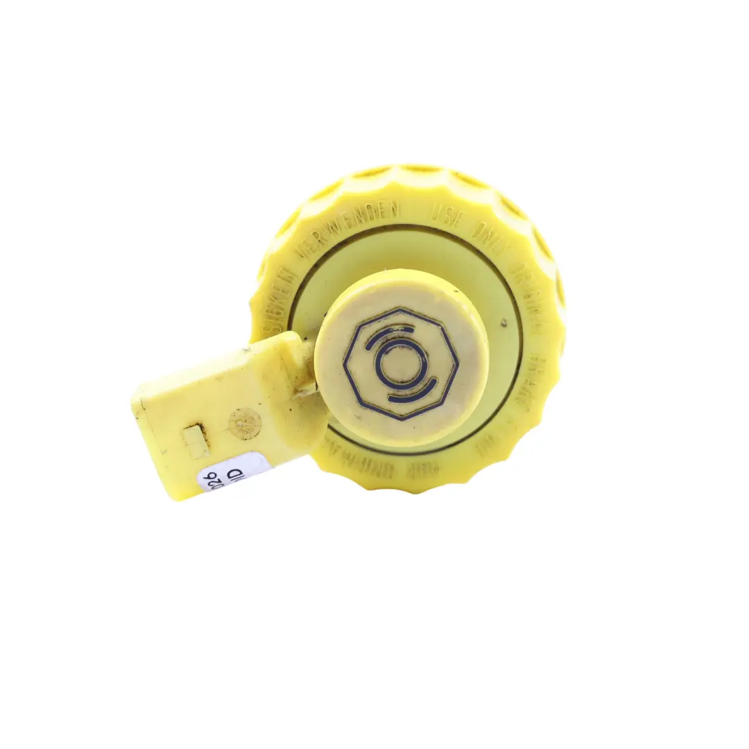 7L Serbatoio Liquido Servofreno Coperchio Vite per Volkswagen Touareg con numero di parte 7L0611349 Volkswagen Touareg 7L Serbatoio Liquido Servofreno Coperchio Vite - SKU 7L0611349 - Numero di parte 7L0611349