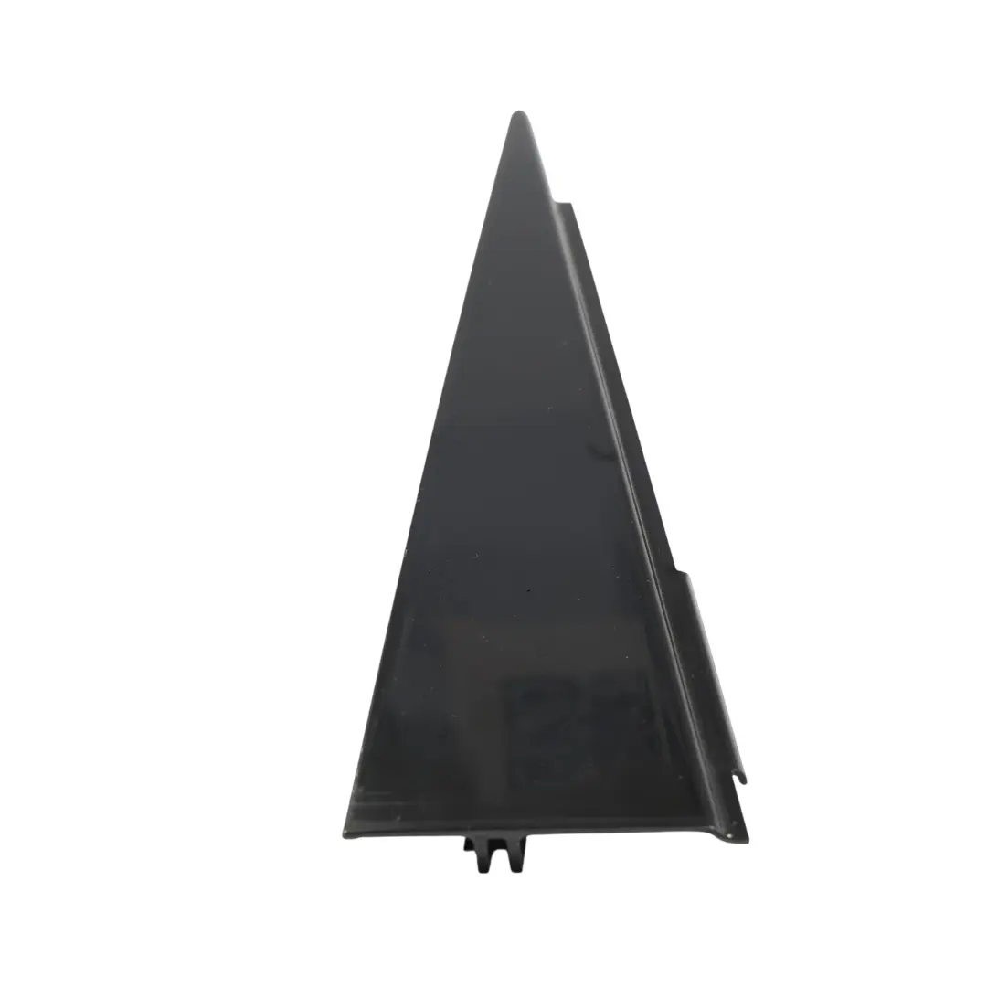7L Couvercle Triangle Porte Arrière Gauche Noir pour Volkswagen Touareg à propos du numéro de pièce 7L0853267B Volkswagen Touareg 7L Couvercle Triangle Porte Arrière Gauche Noir - SKU 7L0853267B - Numéro de pièce 7L0853267B