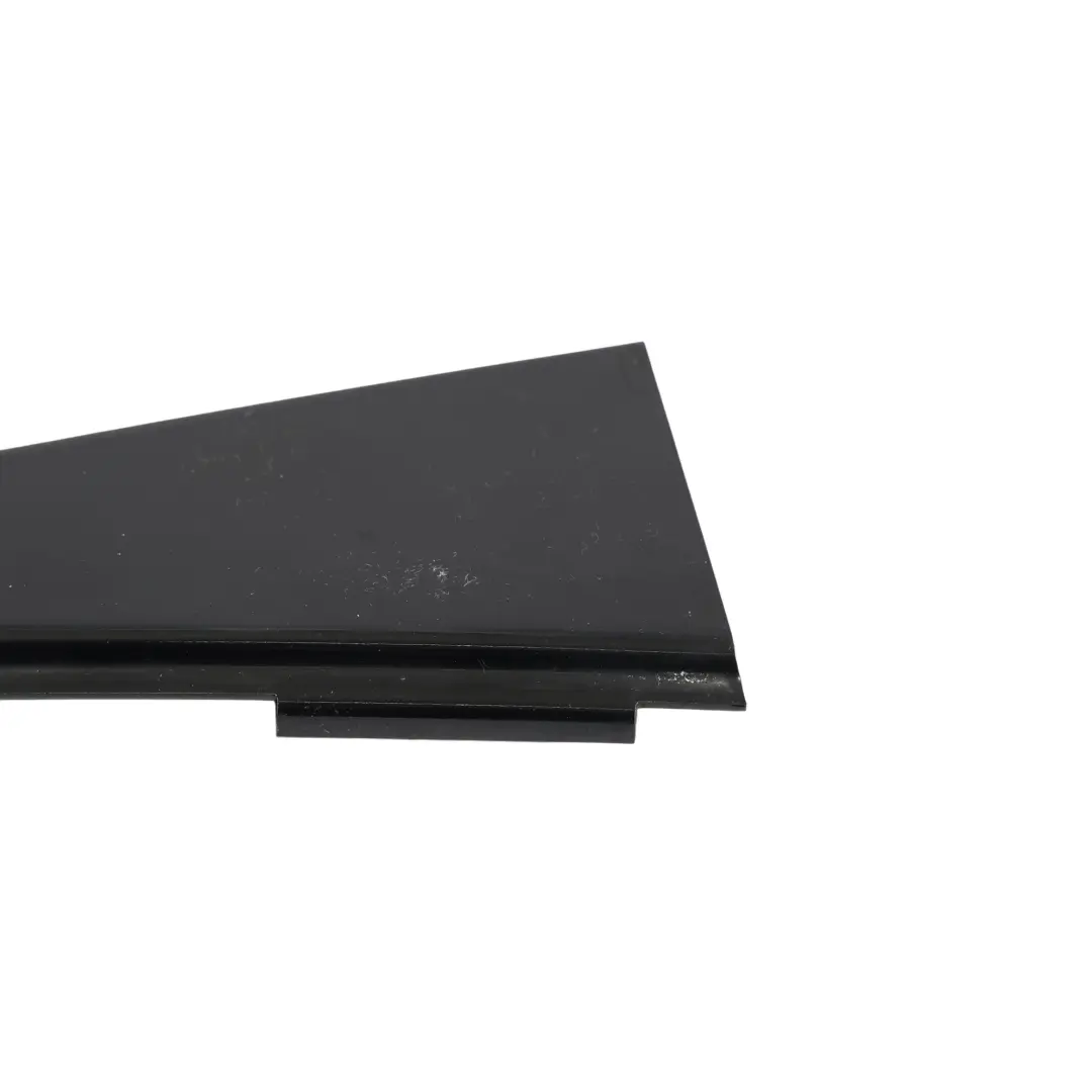 Volkswagen Touareg 7L Copertura Triangolo Nero Opaco Posteriore Dx - SKU 7L0853268B - Numero di parte 7L0853268B