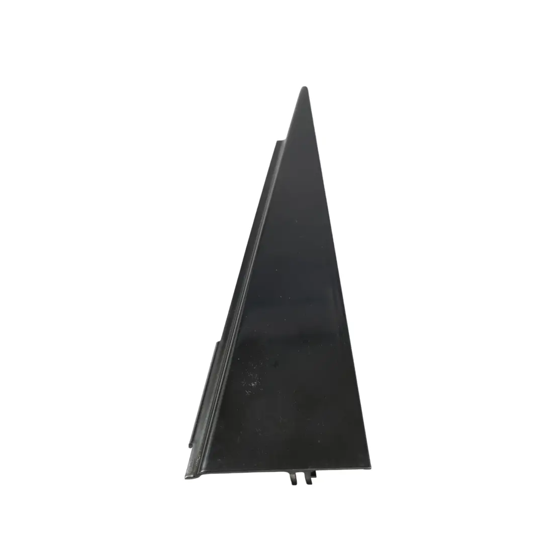 7L Copertura Triangolo Nero Opaco Posteriore Dx per Volkswagen Touareg con numero di parte 7L0853268B Volkswagen Touareg 7L Copertura Triangolo Nero Opaco Posteriore Dx - SKU 7L0853268B - Numero di parte 7L0853268B
