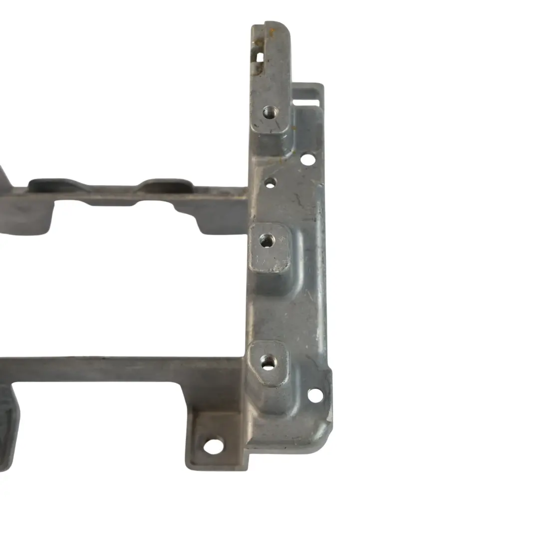 Support Accoudoir Console Centrale Arrière pour Audi Q7 4L VW Touareg à propos du numéro de pièce 7L0863345 Audi Q7 4L VW Touareg Support Accoudoir Console Centrale Arrière - SKU 7L0863345 - Numéro de pièce 7L0863345