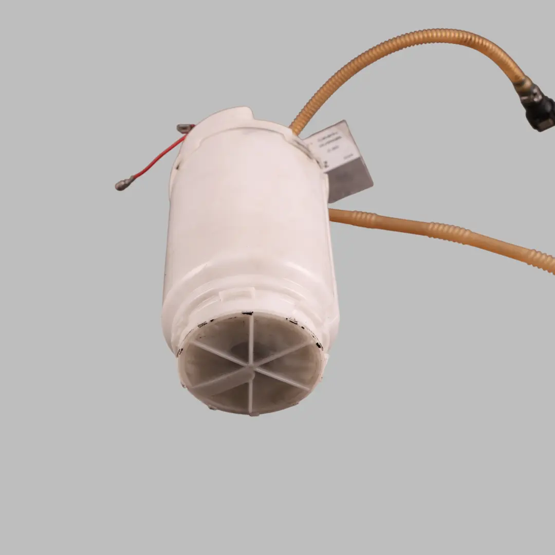 7L Fuel Pump Sender Sending Unit Left N/S 3.2 V6 to Volkswagen VW Touareg with Part number 7L0919679 Volkswagen VW Touareg 7L Fuel Pump Sender Sending Unit Left N/S 3.2 V6 - SKU 7L0919679-2 - Part number 7L0919679