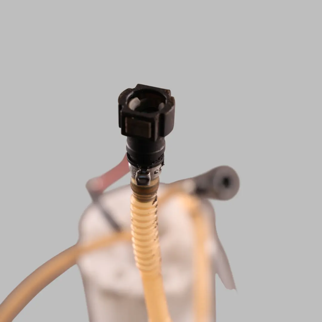 7L Fuel Pump Sender Sending Unit Left N/S 3.2 V6 to Volkswagen VW Touareg with Part number 7L0919679 Volkswagen VW Touareg 7L Fuel Pump Sender Sending Unit Left N/S 3.2 V6 - SKU 7L0919679-2 - Part number 7L0919679