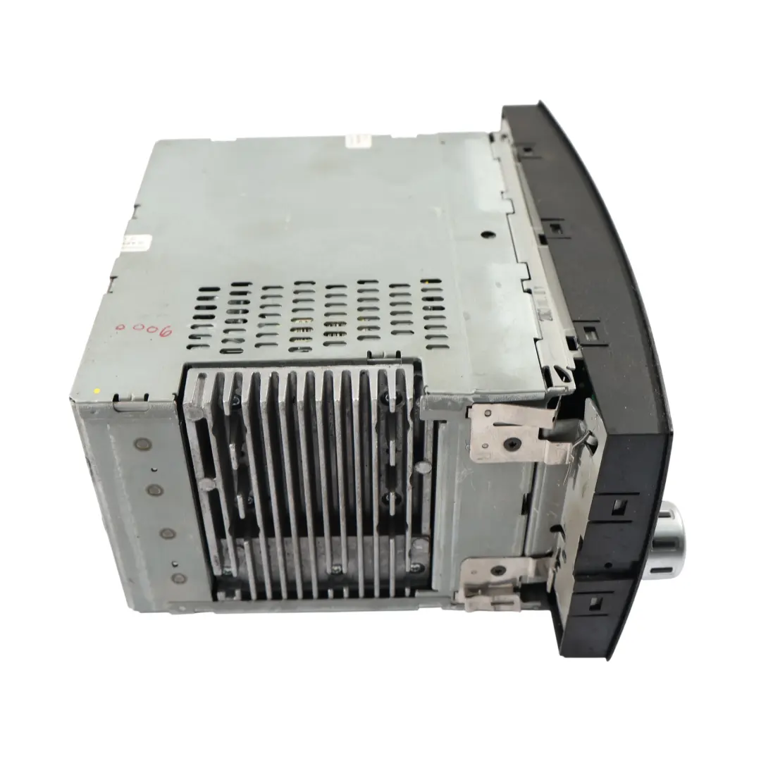 7L Radio Nawigacja Odtwarzacz CD do VW Volkswagen Touareg o numerze 7L6035195 VW Volkswagen Touareg 7L Radio Nawigacja Odtwarzacz CD - SKU 7L6035195 - Numer Części 7L6035195