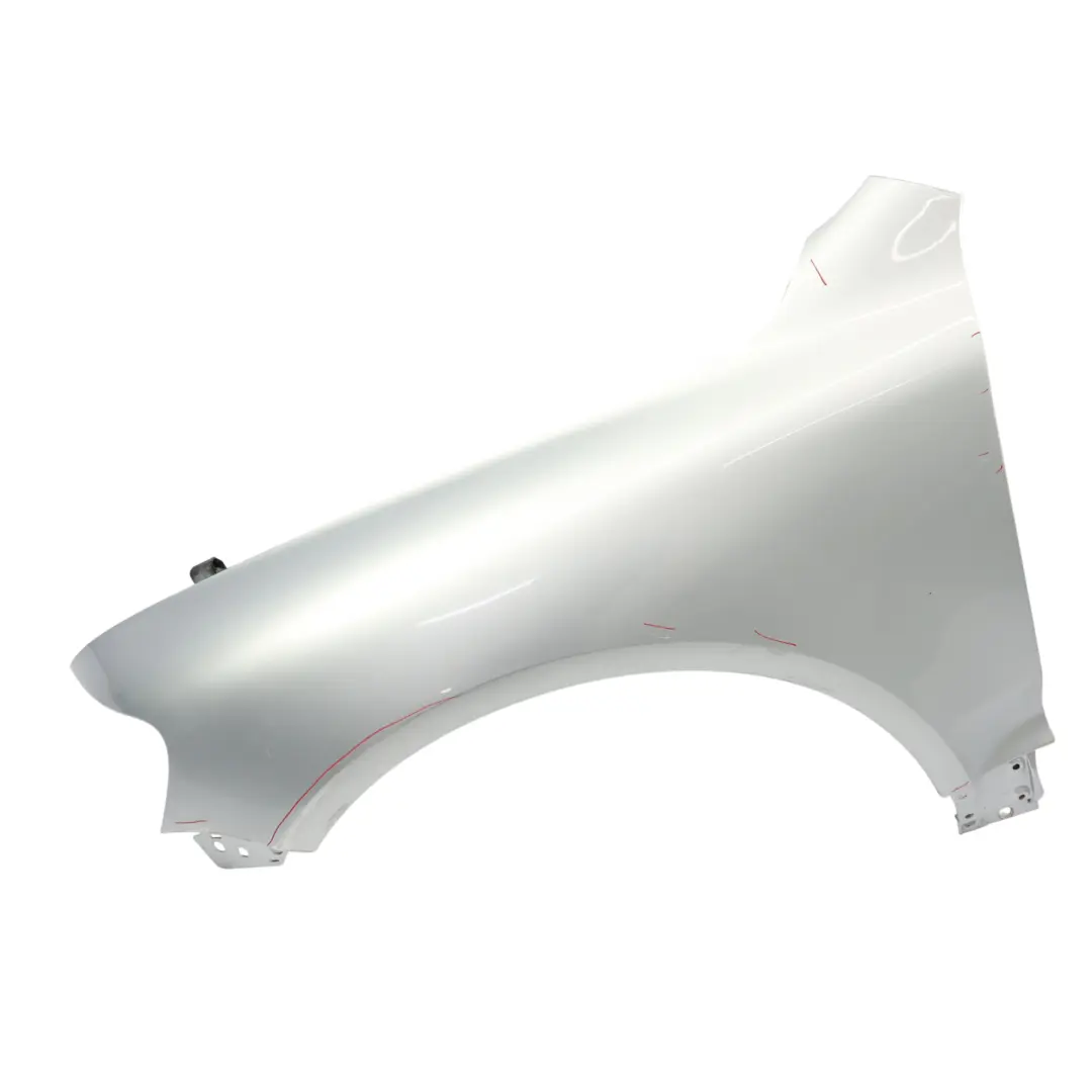 7L Błotnik Przedni Lewy Srebrny Reflex Metalik A7W do Volkswagen Touareg o numerze 7L6821101K Volkswagen Touareg 7L Błotnik Przedni Lewy Srebrny Reflex Metalik A7W - SKU 7L6821101K-RES - Numer Części 7L6821101K