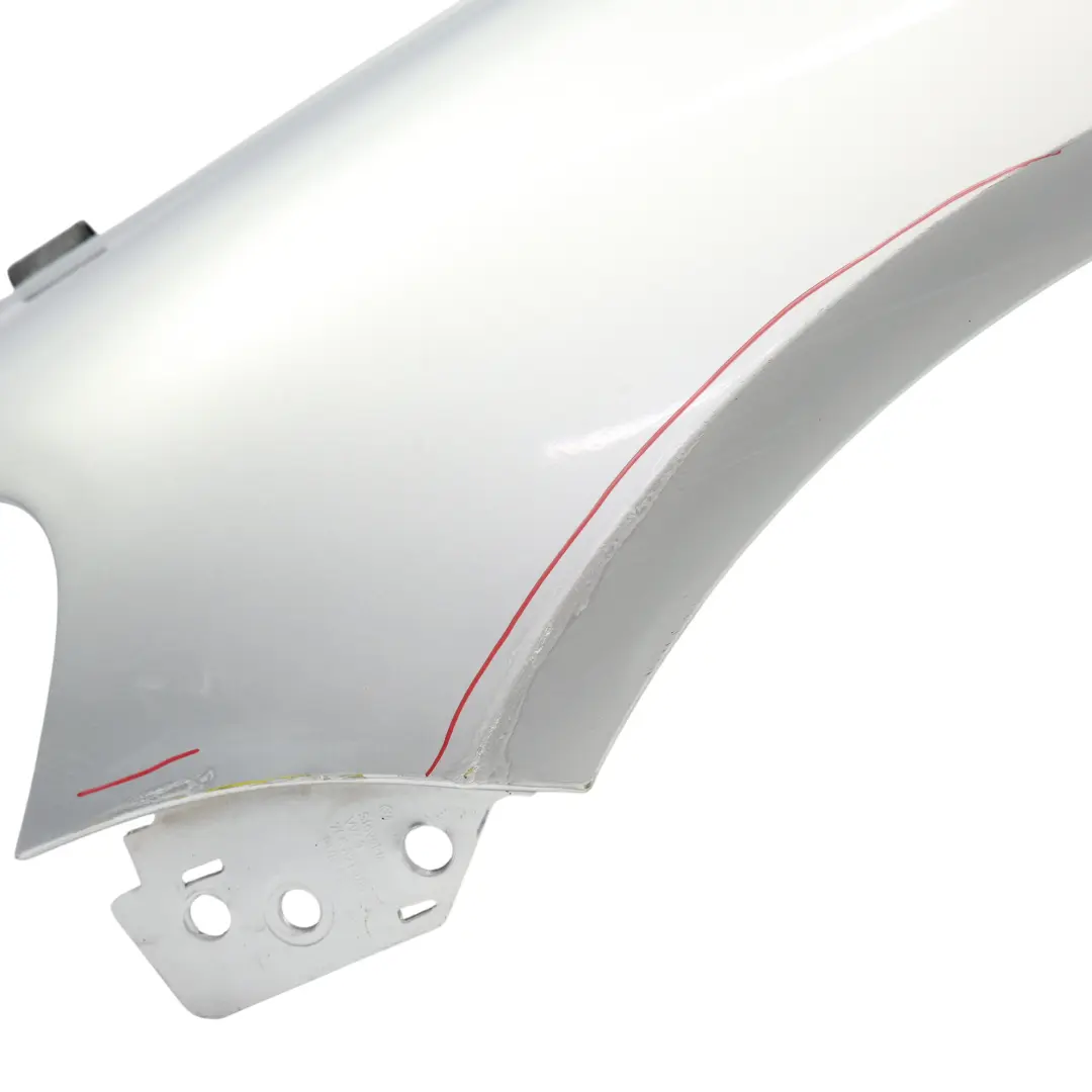 7L Side Panel Front Left N/S Wing Fender Reflex Silver Metallic - A7W to VW Touareg with Part number 7L6821101K VW Touareg 7L Side Panel Front Left N/S Wing Fender Reflex Silver Metallic - A7W - SKU 7L6821101K-RES - Part number 7L6821101K