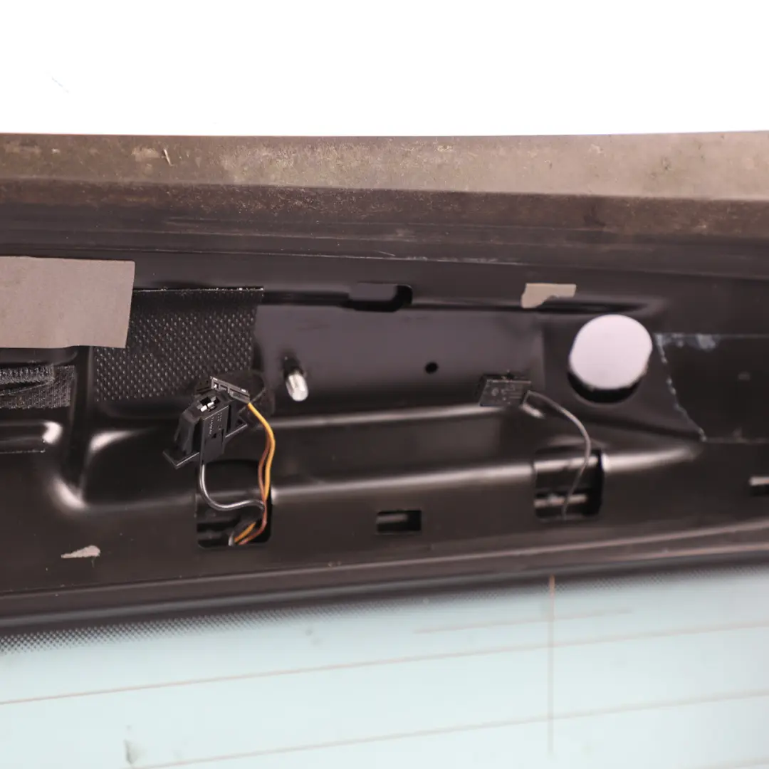 Volkswagen Touareg 7L Rear Window Boot Trunk Lid Tailgate Glass AS2 - SKU 7L6845211BG - Part number 7L6845211BG